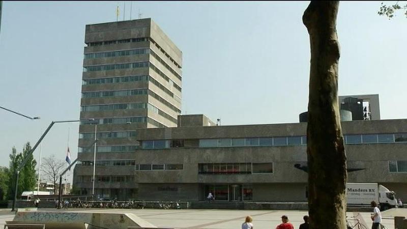 Eindhoven kampt met tekort van tientallen miljoenen euro's Eindhoven kampt met tekort van tientallen miljoenen euro's